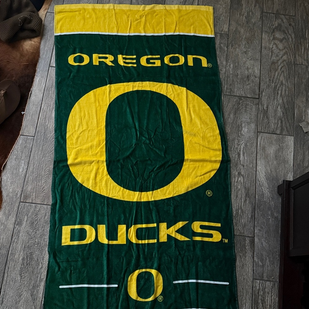 Oregon Ducks Beach or Pool Towel 60X30" (NEW)